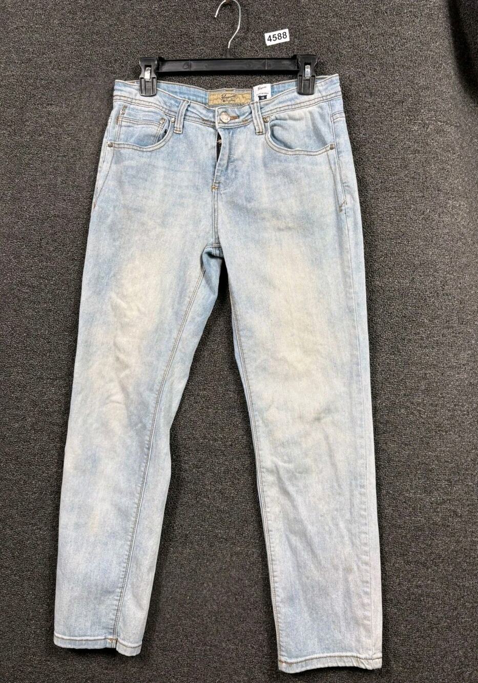 Penguin by Munsingwear Straight Jeans Womens 16 Blue Light Wash Denim Stretch